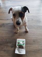 Načíst obrázek do prohlížeče Galerie, Hovězí pochoutka TraumaPet® beef stripes